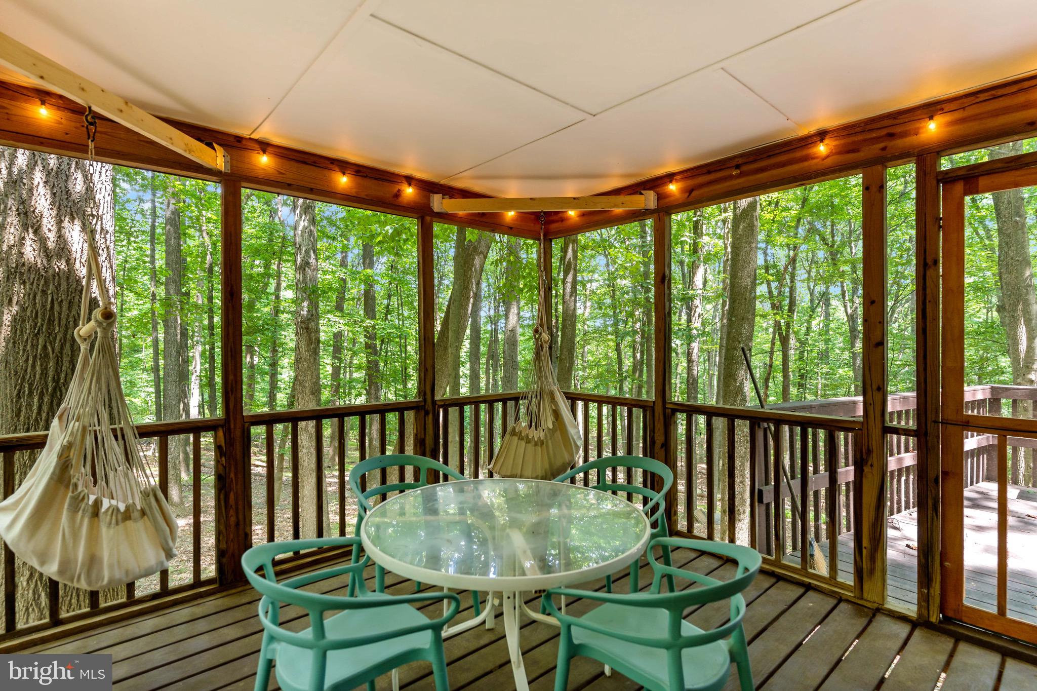 114 LIMESTONE LANE
