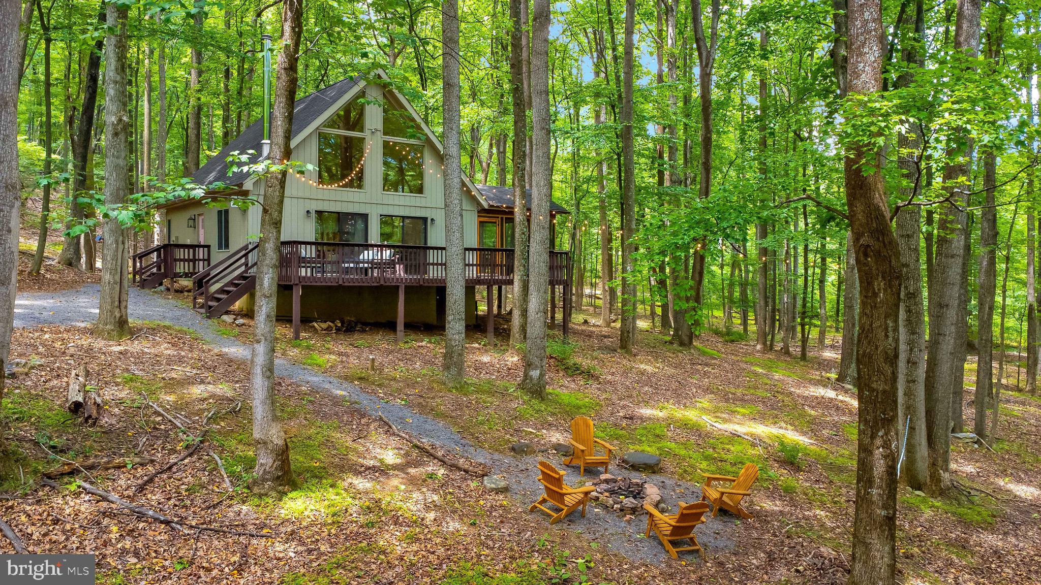 114 LIMESTONE LANE