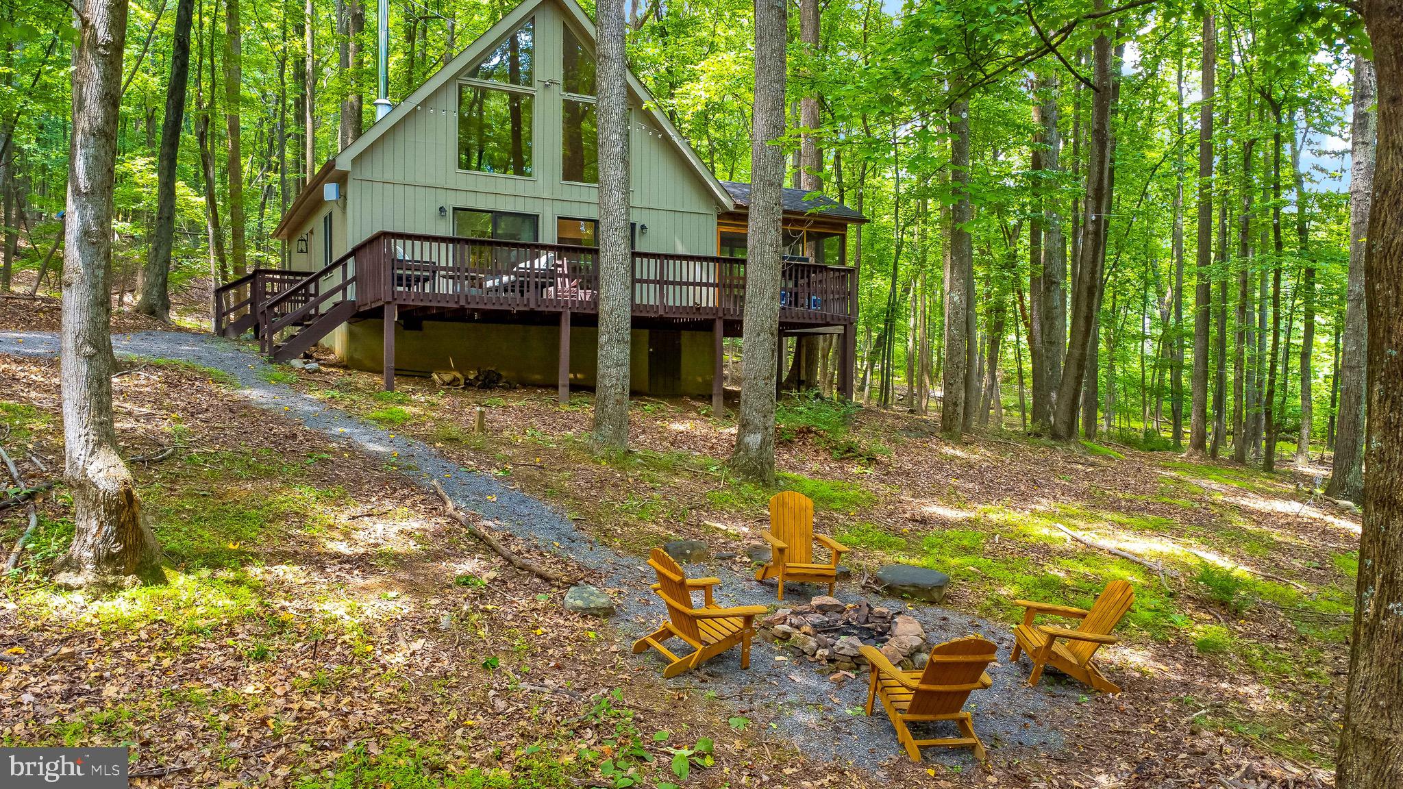 114 LIMESTONE LANE