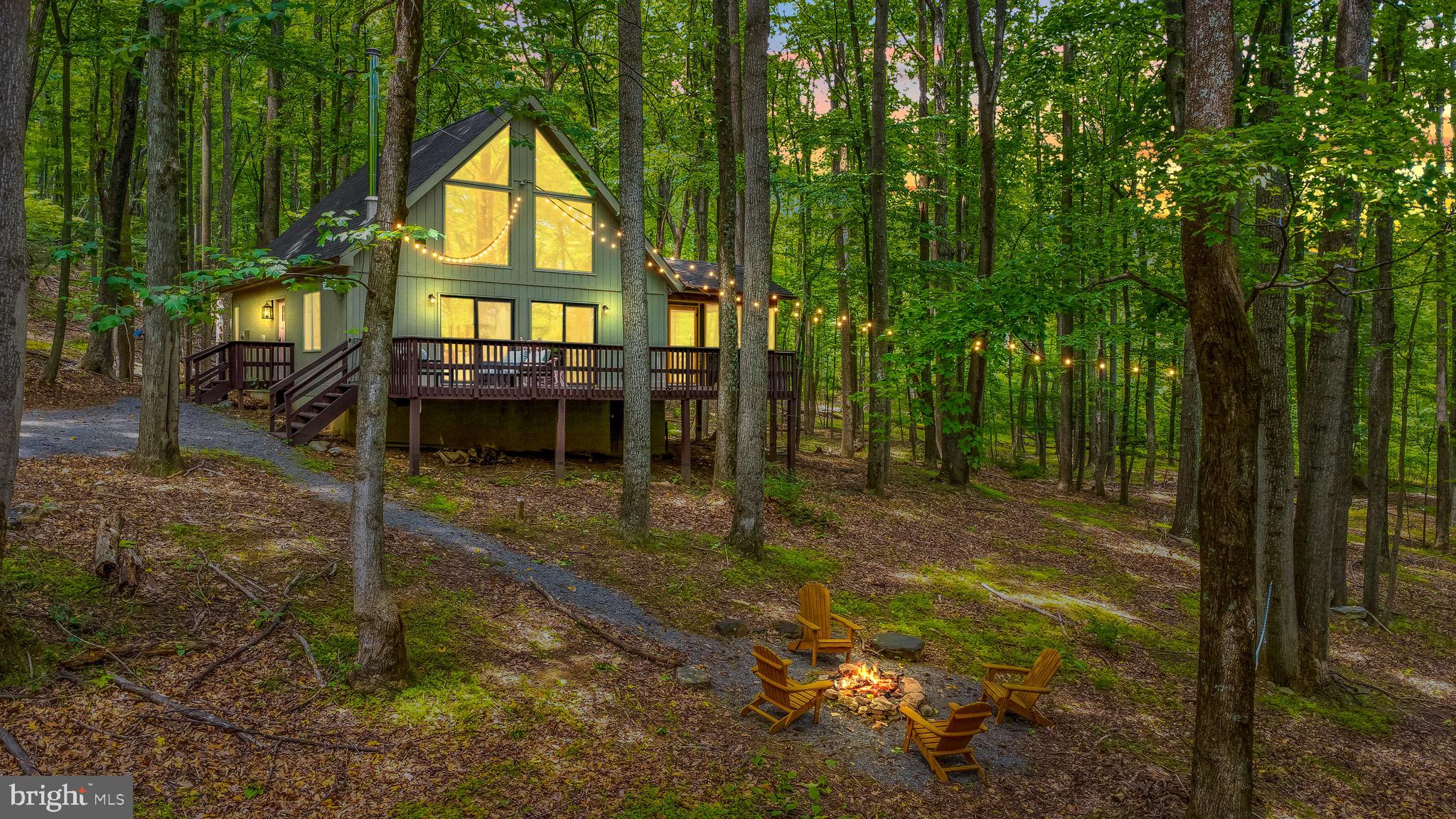 114 LIMESTONE LANE