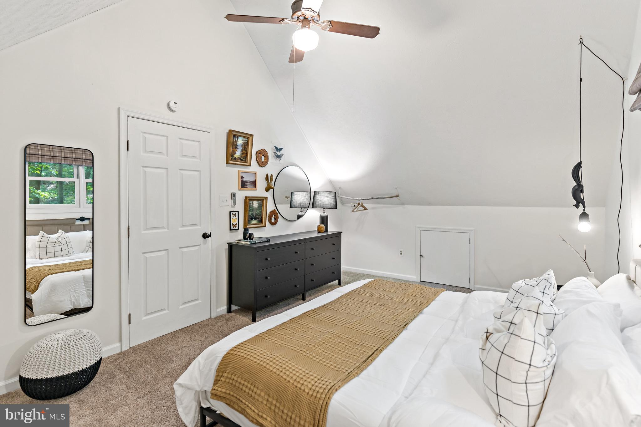 114 LIMESTONE LANE