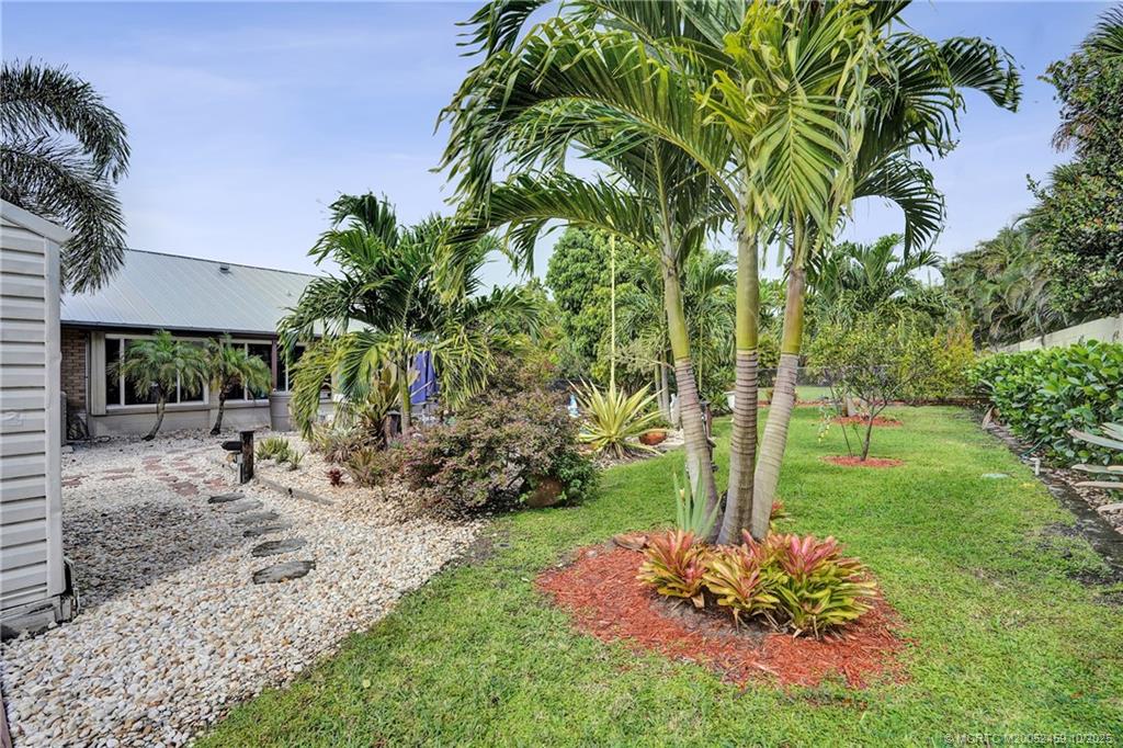 4706 SE Manatee Terrace