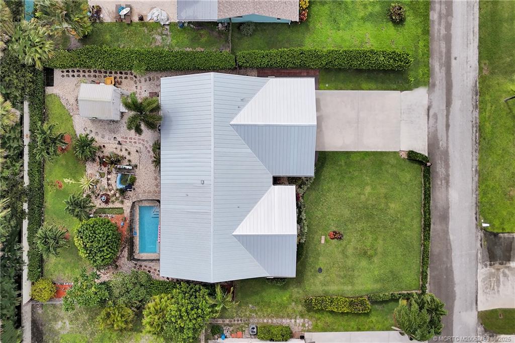 4706 SE Manatee Terrace