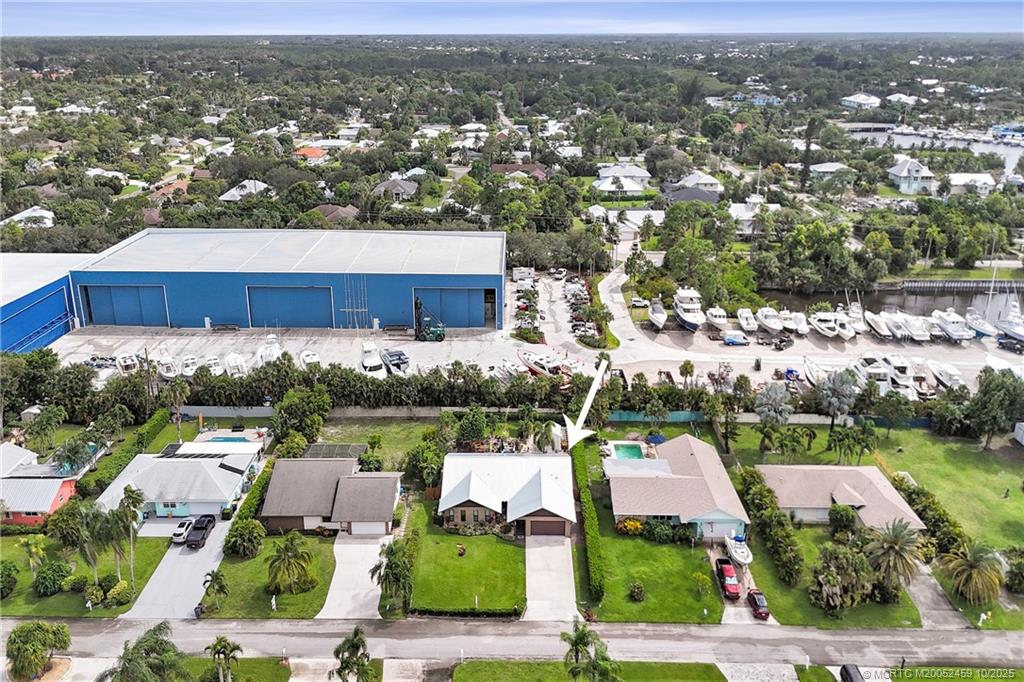 4706 SE Manatee Terrace