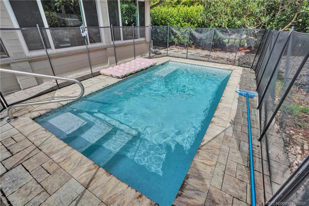 4706 SE Manatee Terrace