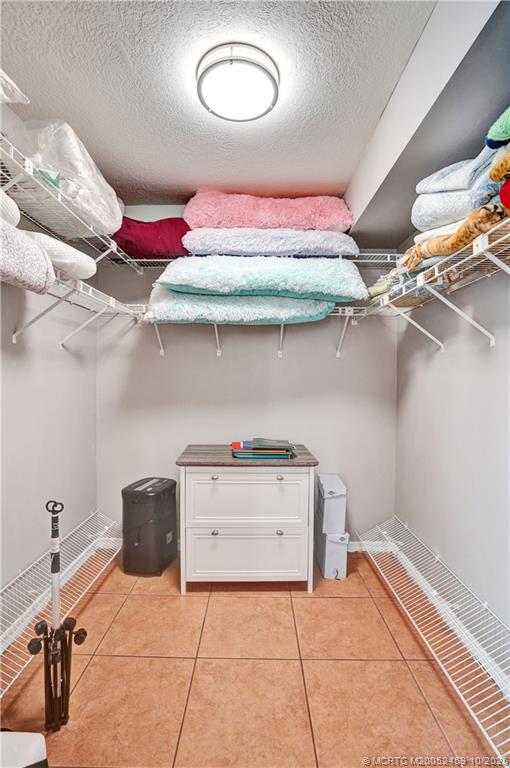 4706 SE Manatee Terrace