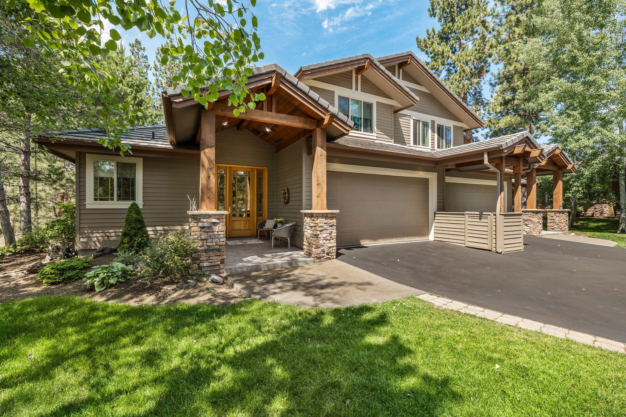 359 SW Mt Washington Drive