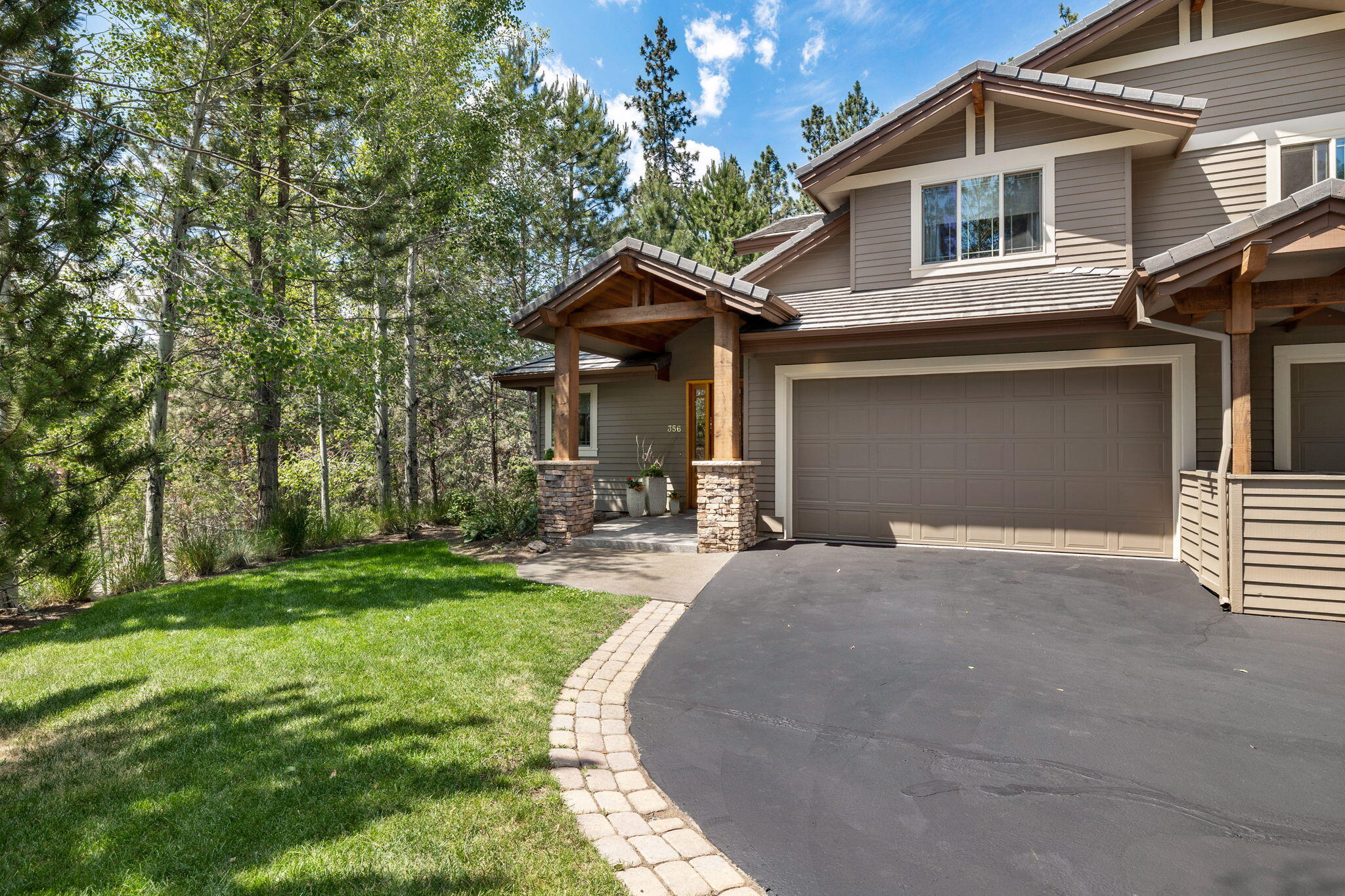 359 SW Mt Washington Drive