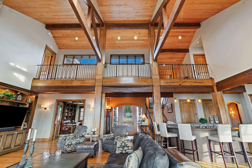 61451 Skene Trail