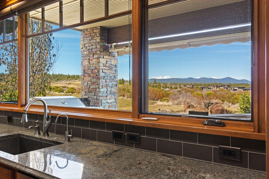 61451 Skene Trail