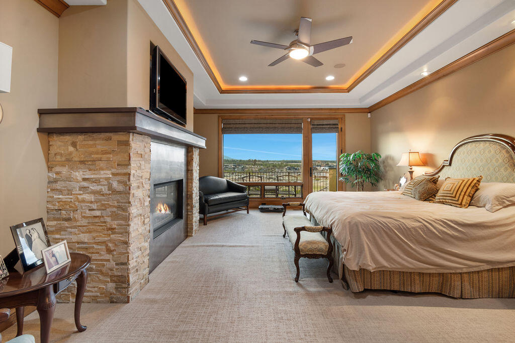 61451 Skene Trail