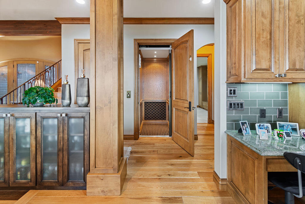 61451 Skene Trail