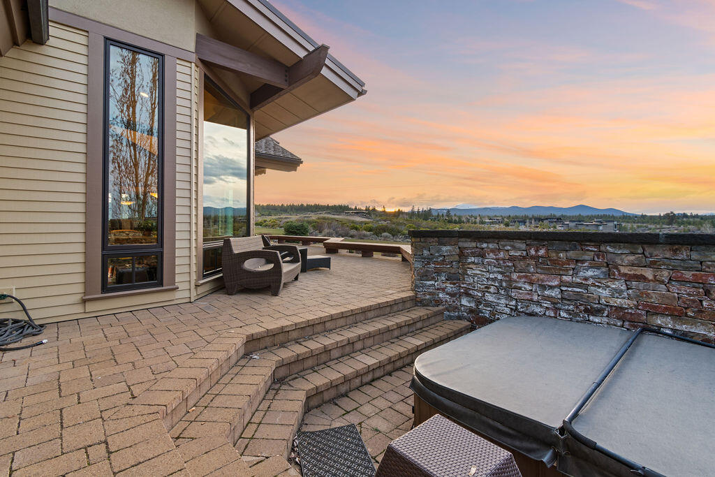 61451 Skene Trail