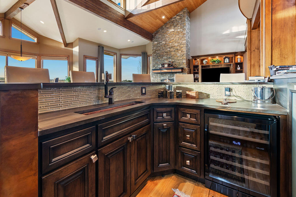 61451 Skene Trail