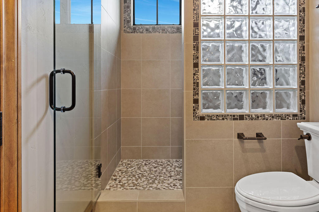 61451 Skene Trail