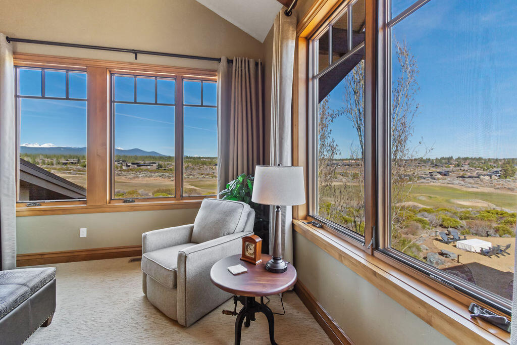 61451 Skene Trail