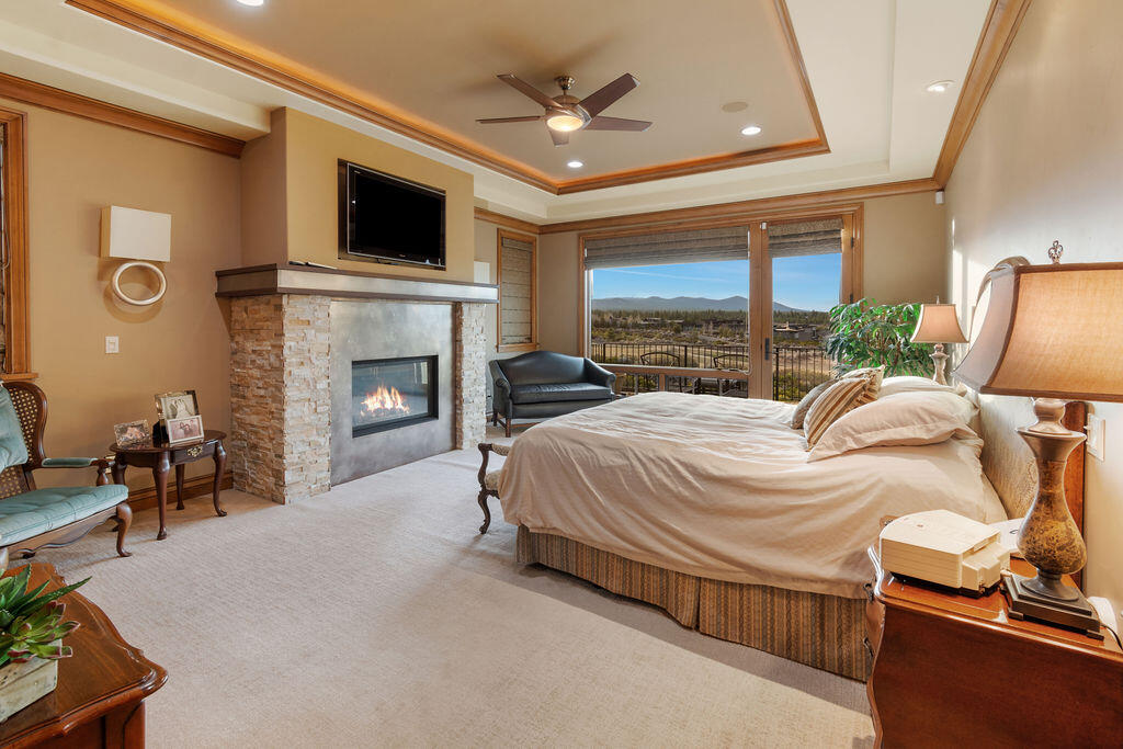 61451 Skene Trail