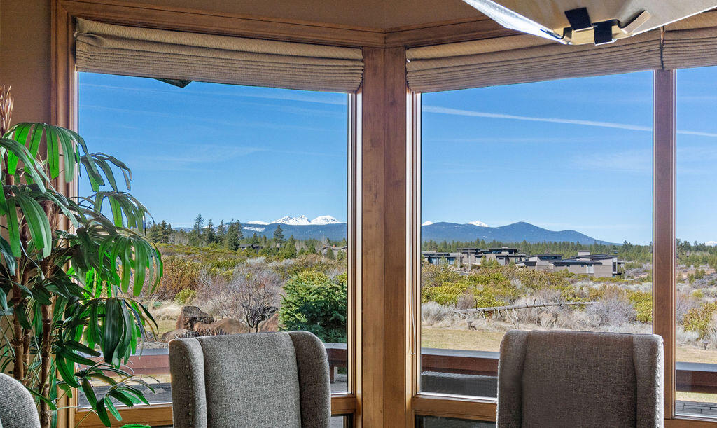 61451 Skene Trail