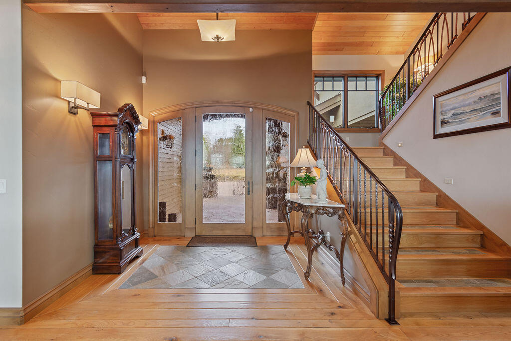 61451 Skene Trail