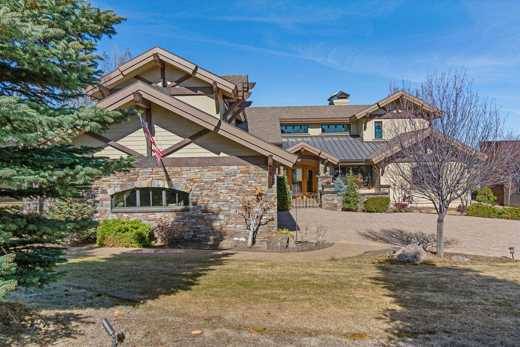 61451 Skene Trail