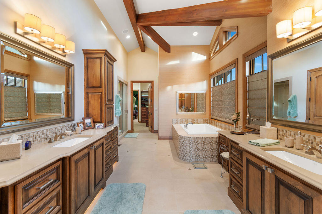 61451 Skene Trail