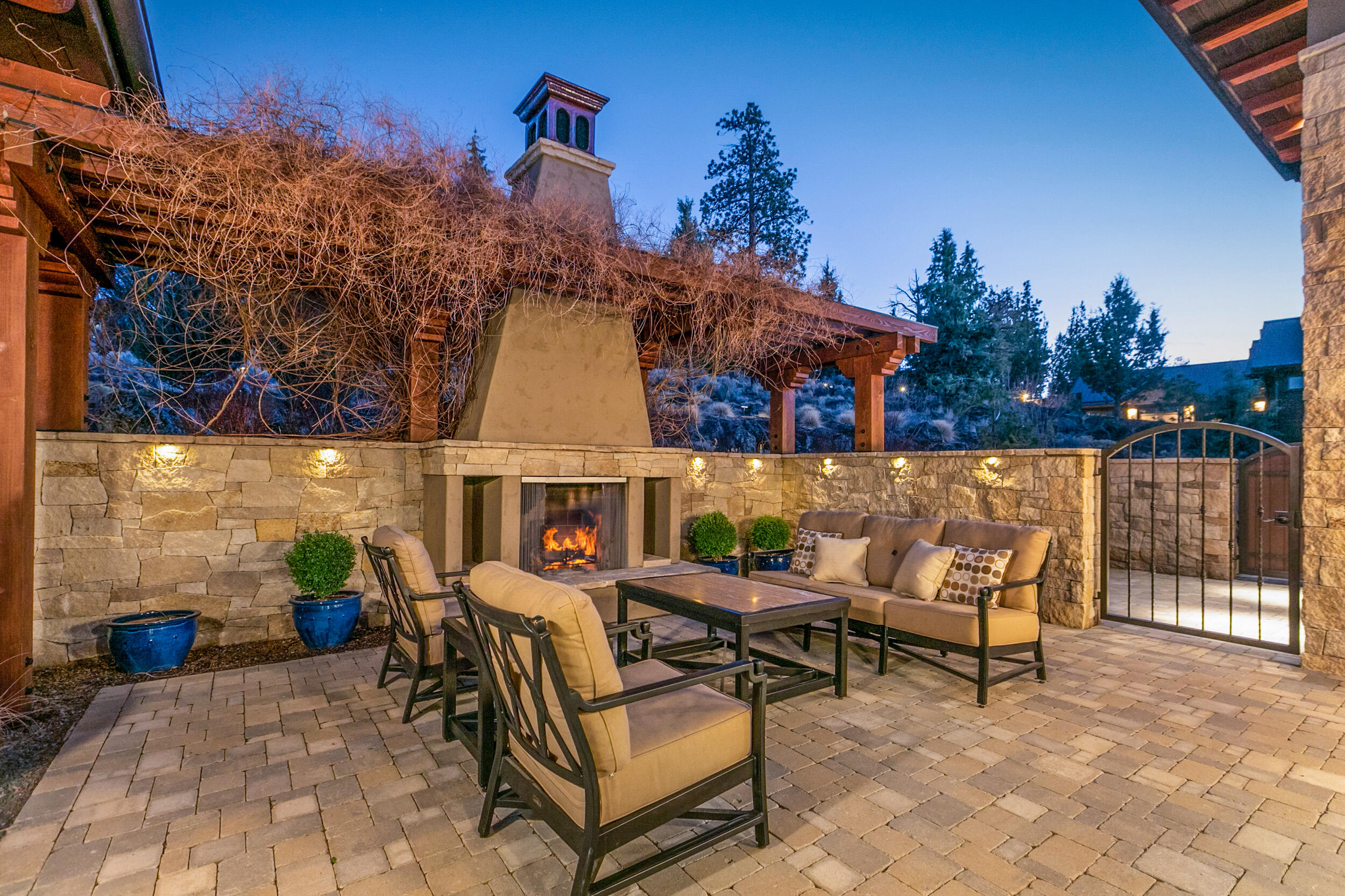 1658 NW Wild Rye Circle