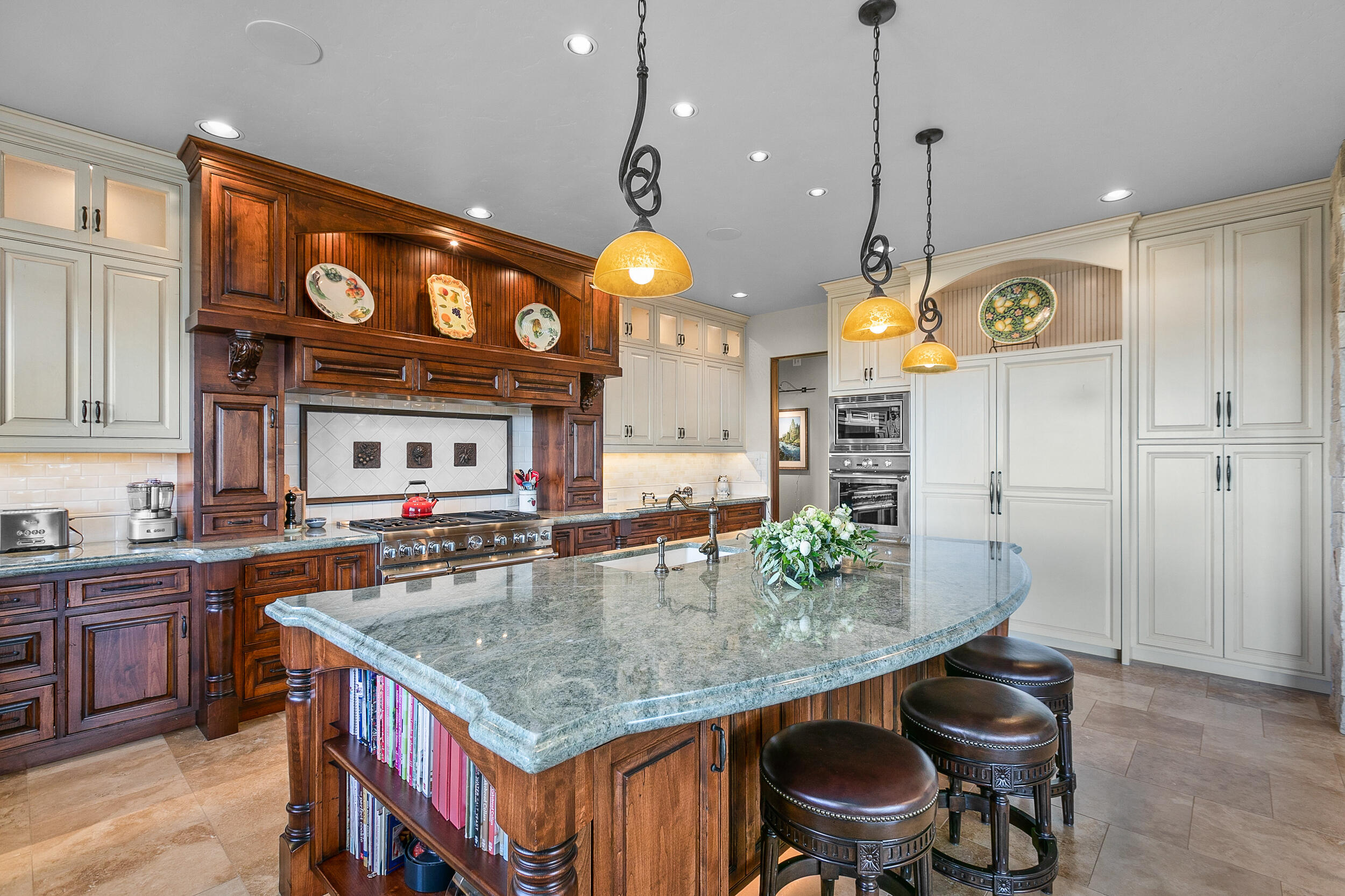1658 NW Wild Rye Circle