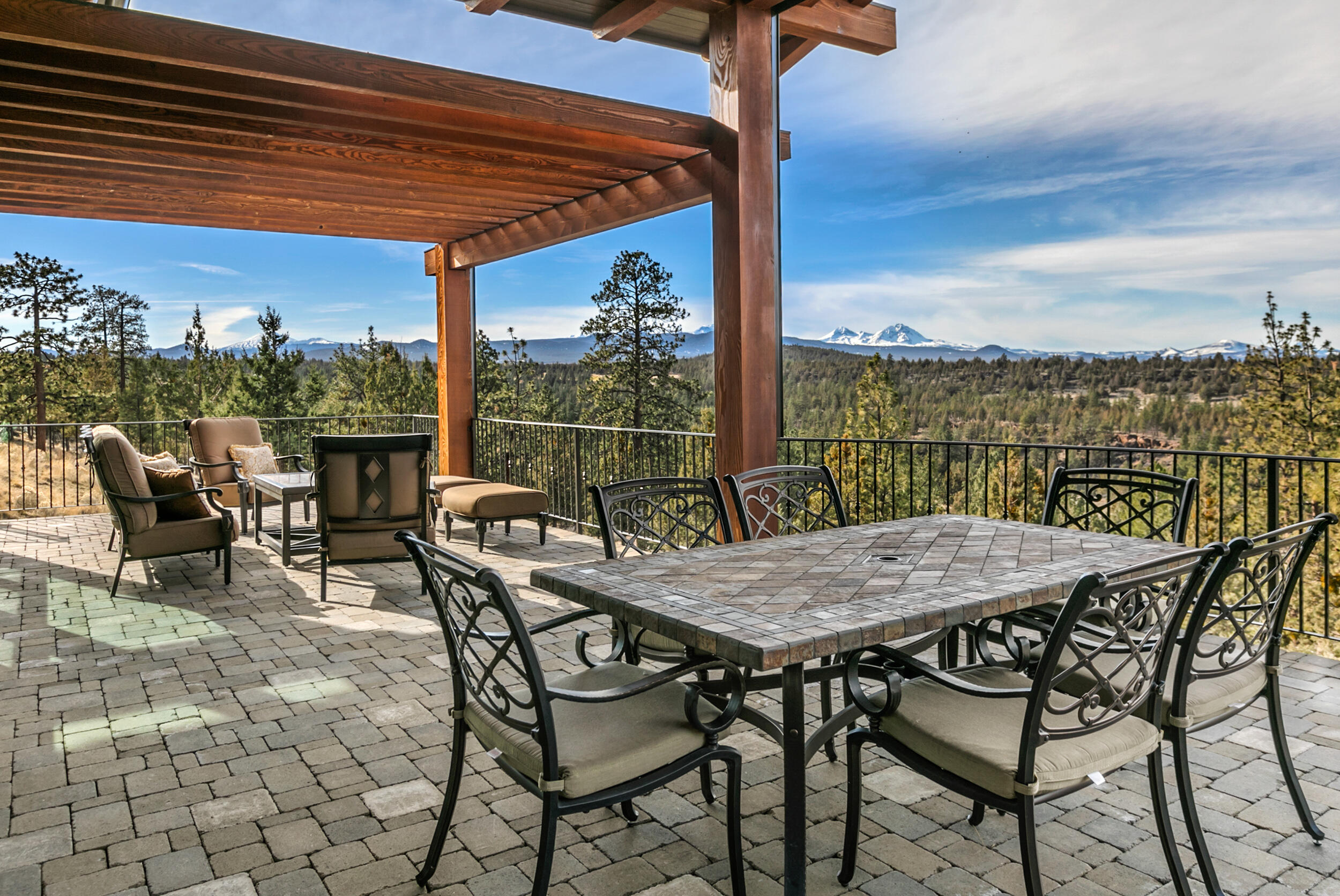 1658 NW Wild Rye Circle