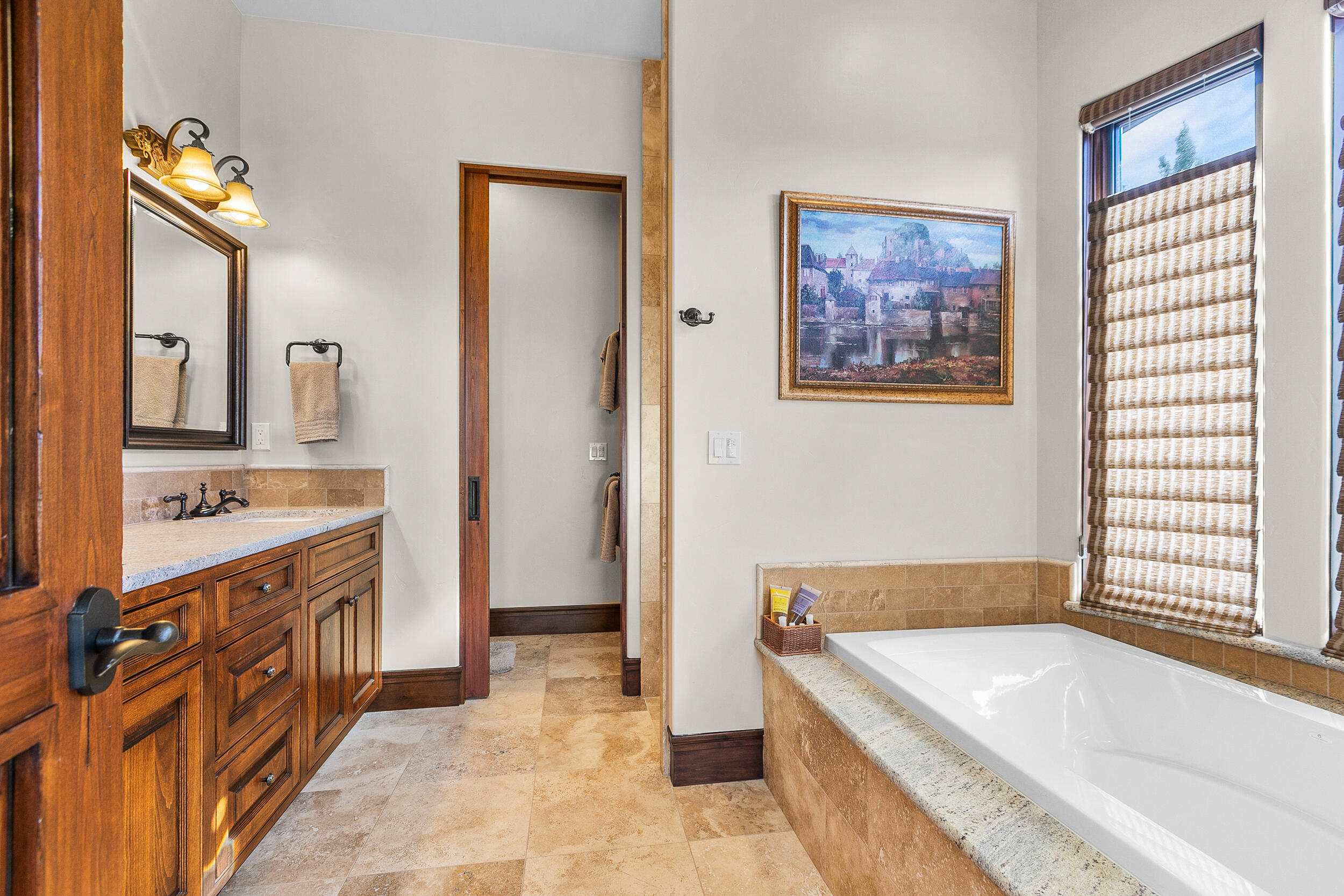1658 NW Wild Rye Circle