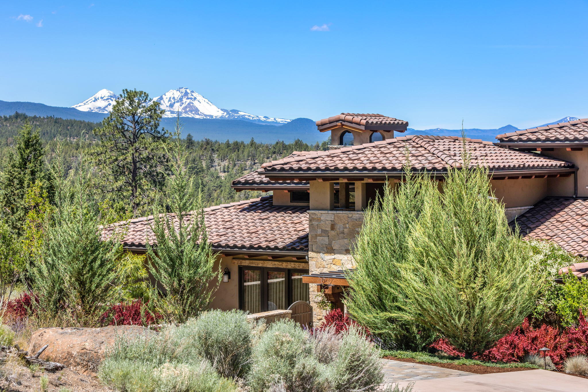 1658 NW Wild Rye Circle