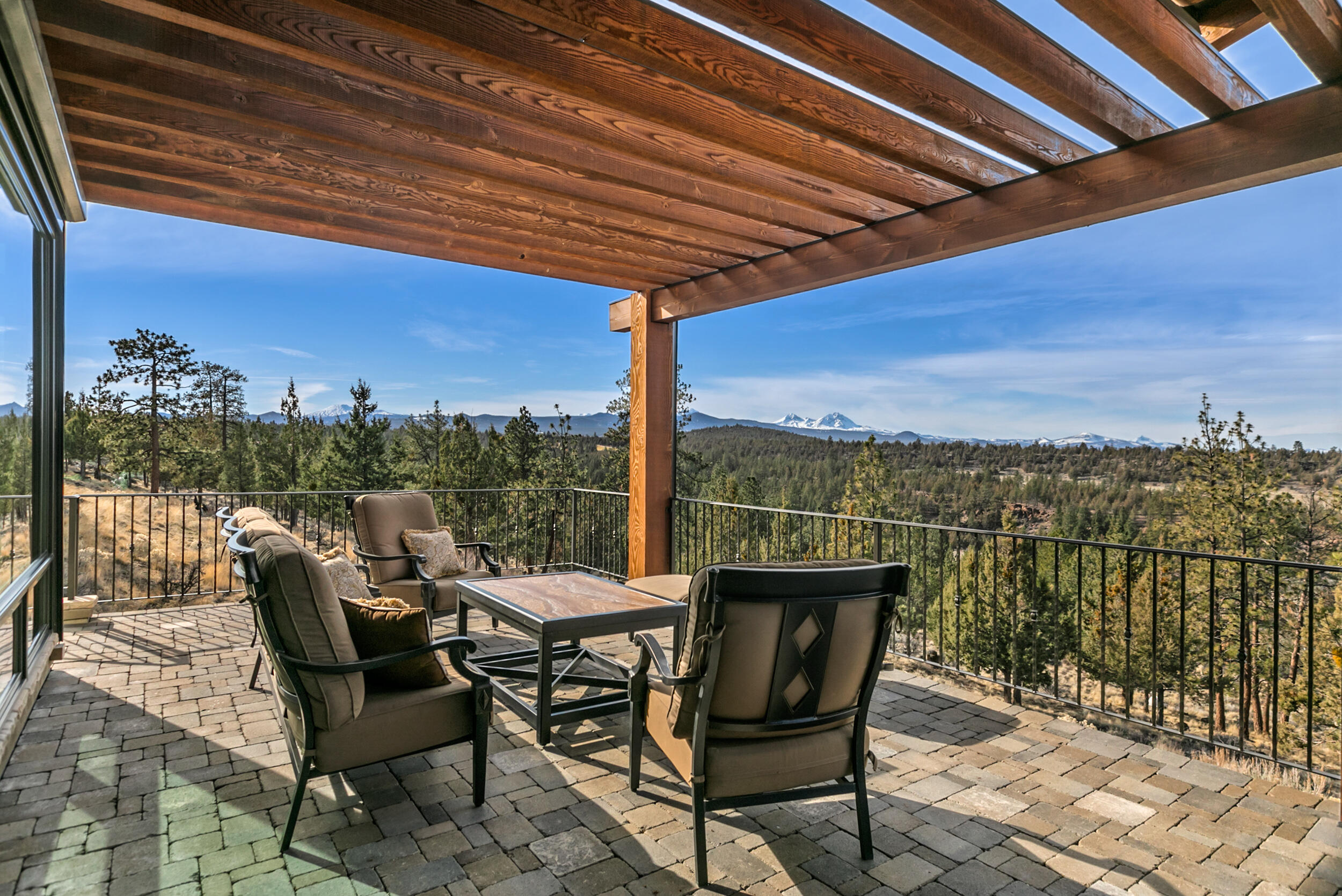 1658 NW Wild Rye Circle