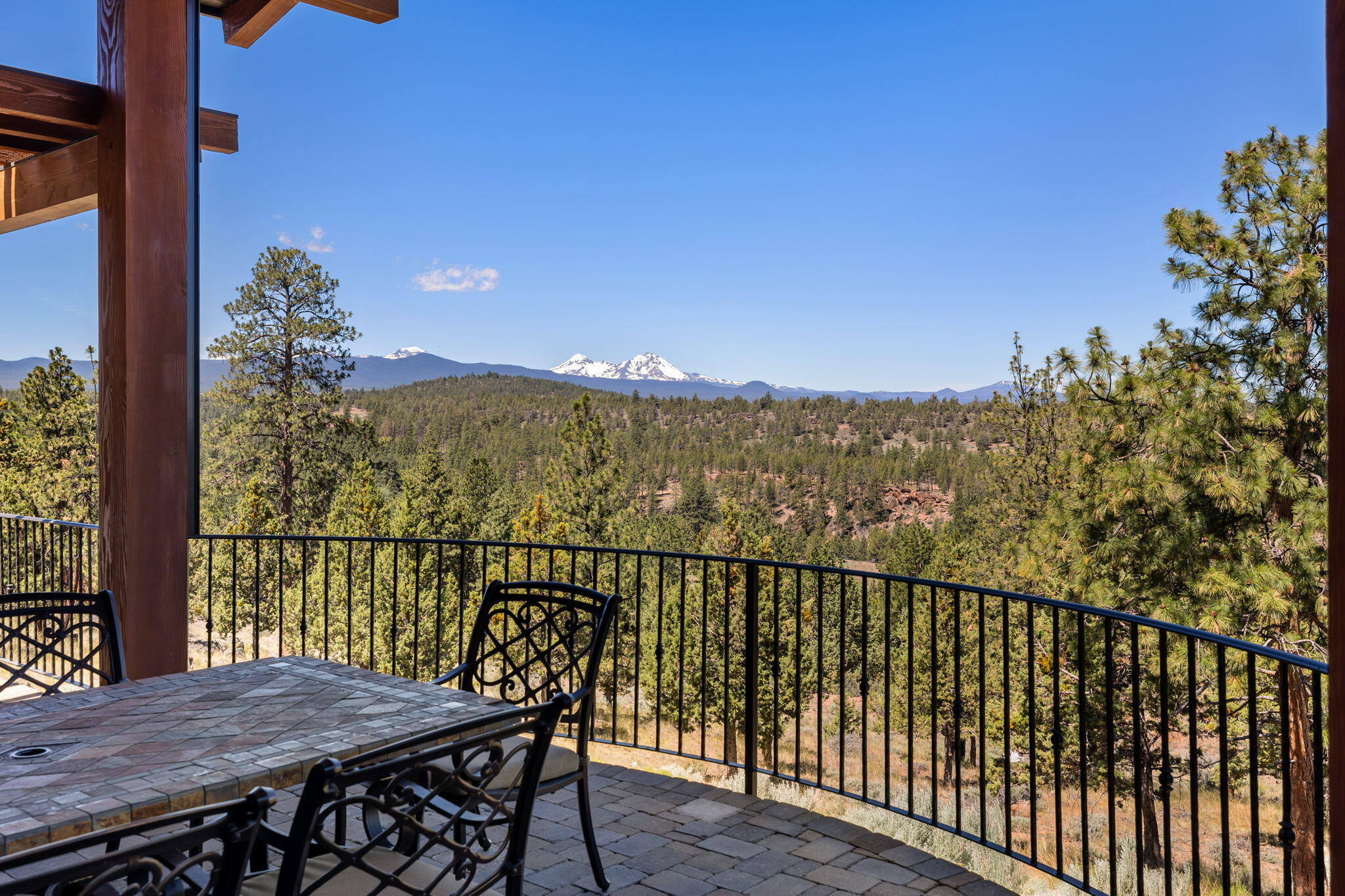 1658 NW Wild Rye Circle
