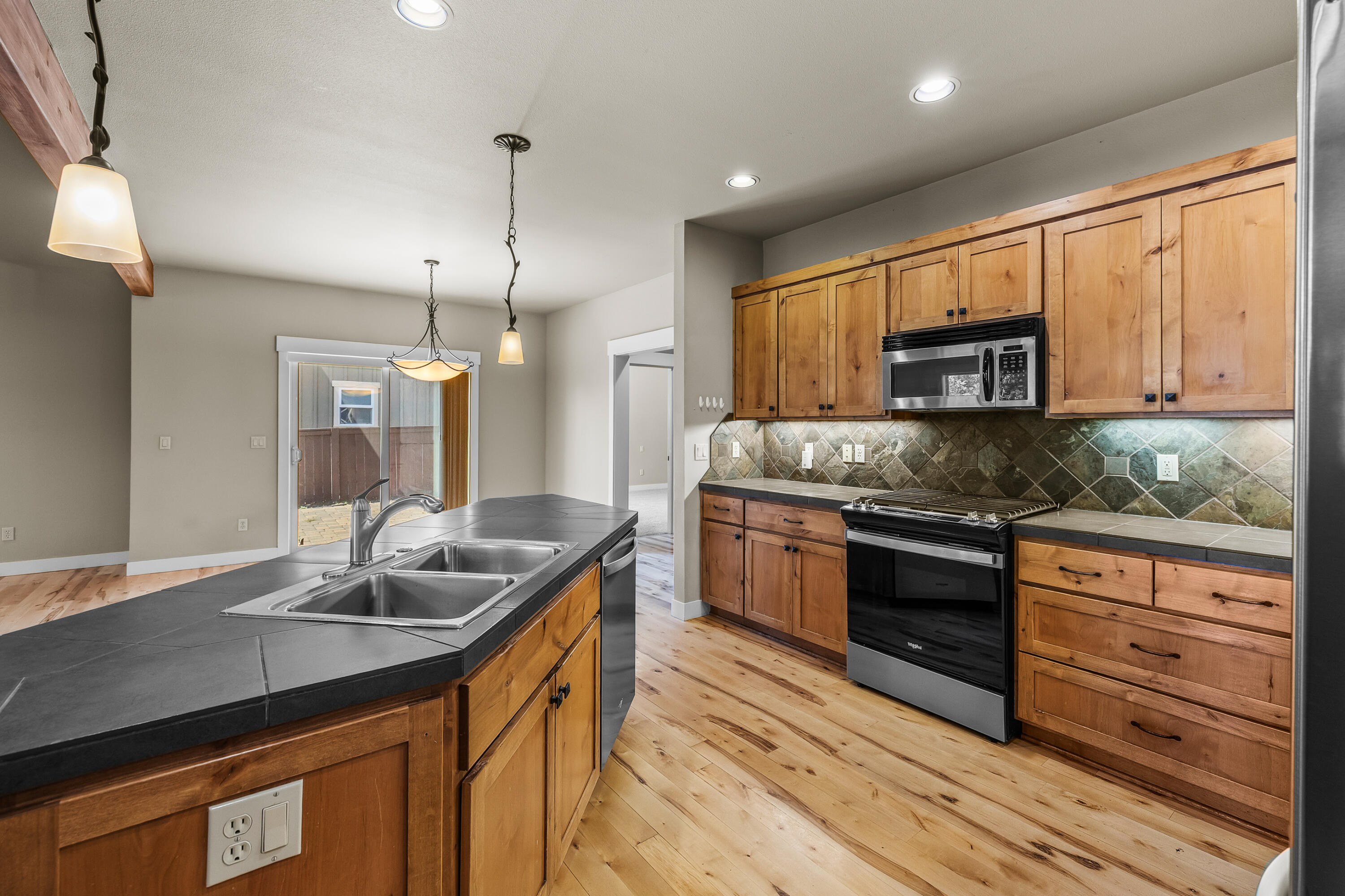 61441 Linton Loop