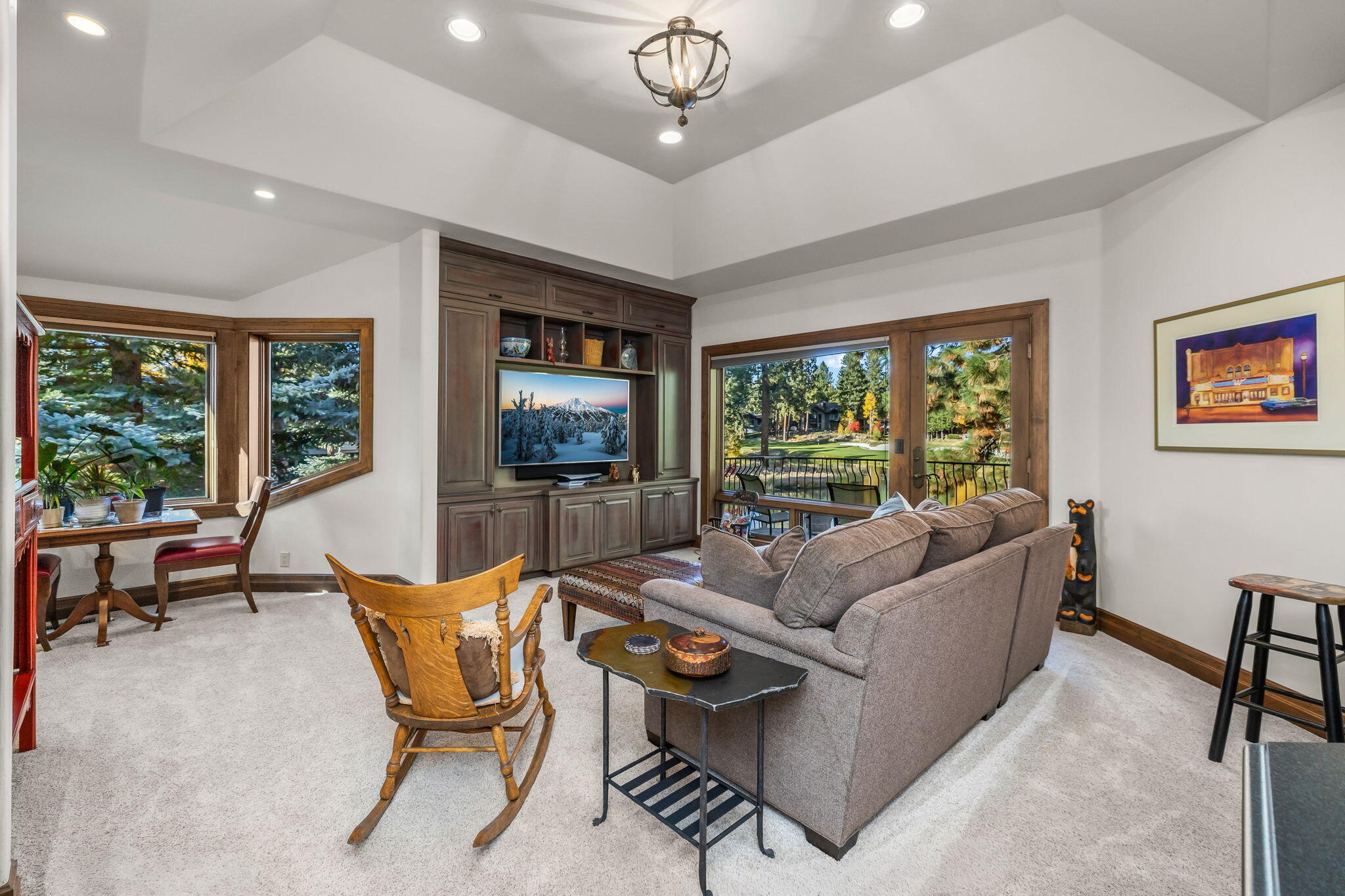 61302 Tam McArthur Loop