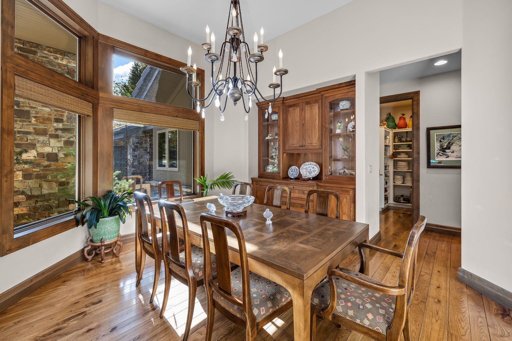 61302 Tam McArthur Loop