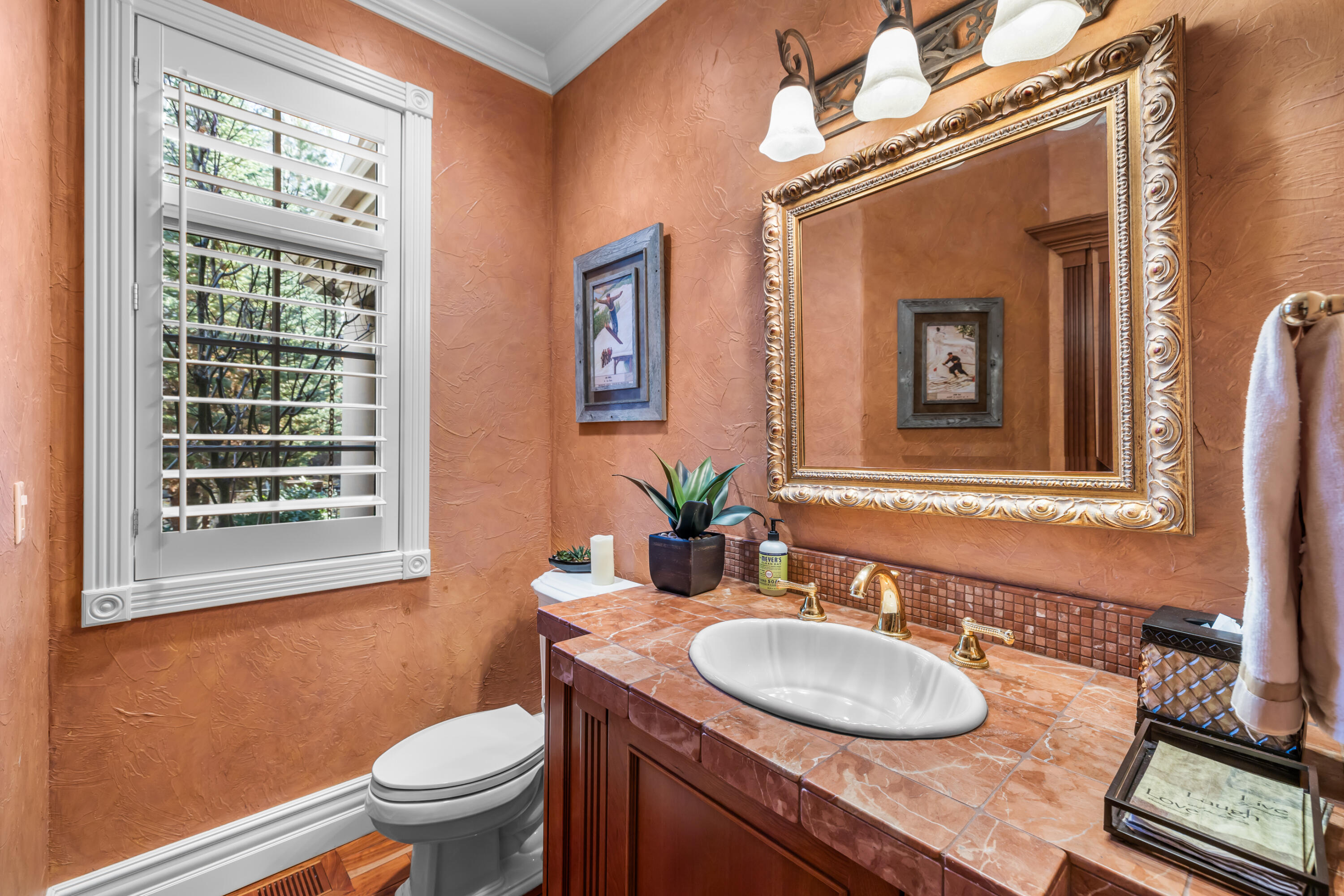 1748 NW Farewell Drive