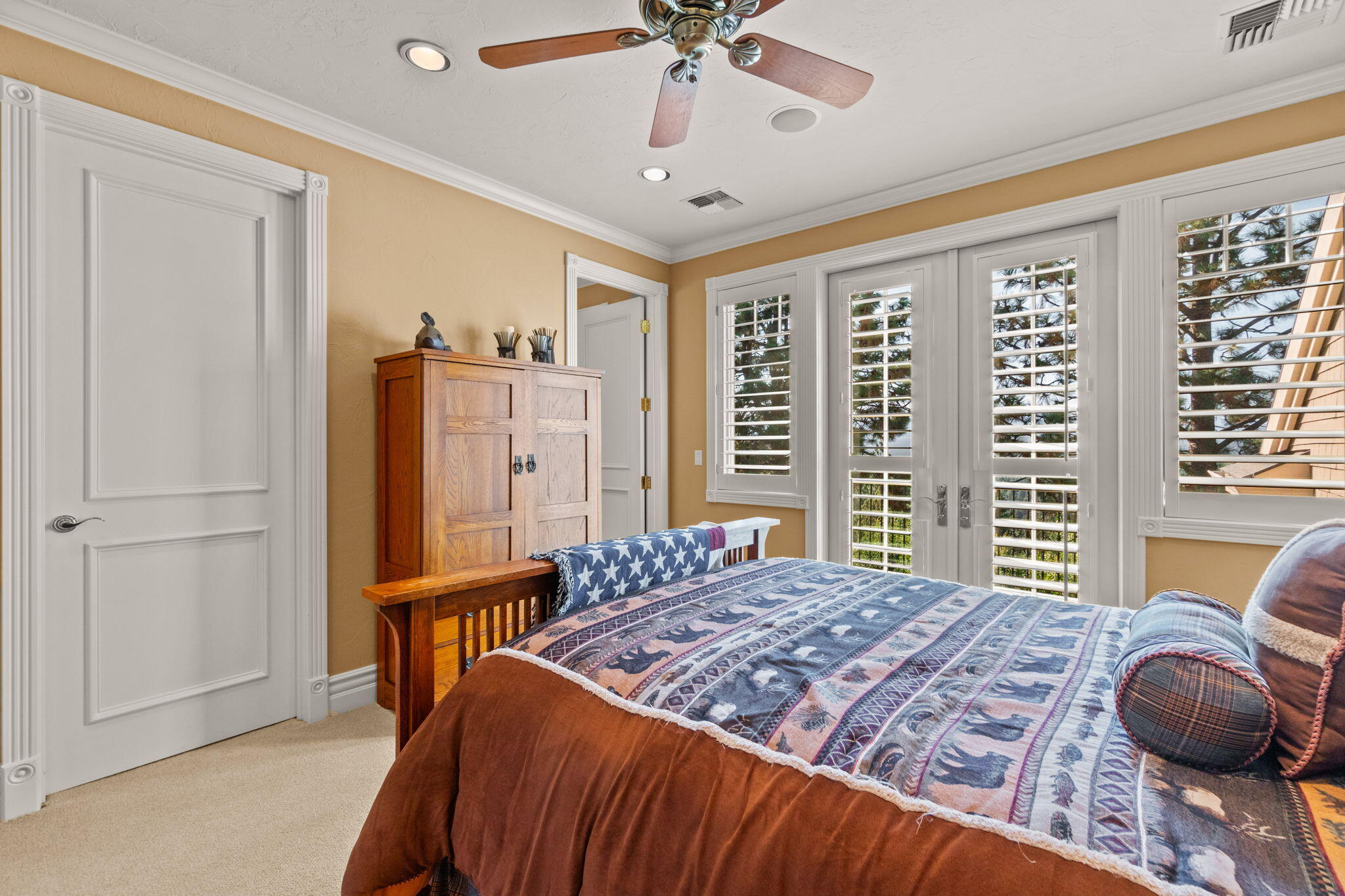 1748 NW Farewell Drive