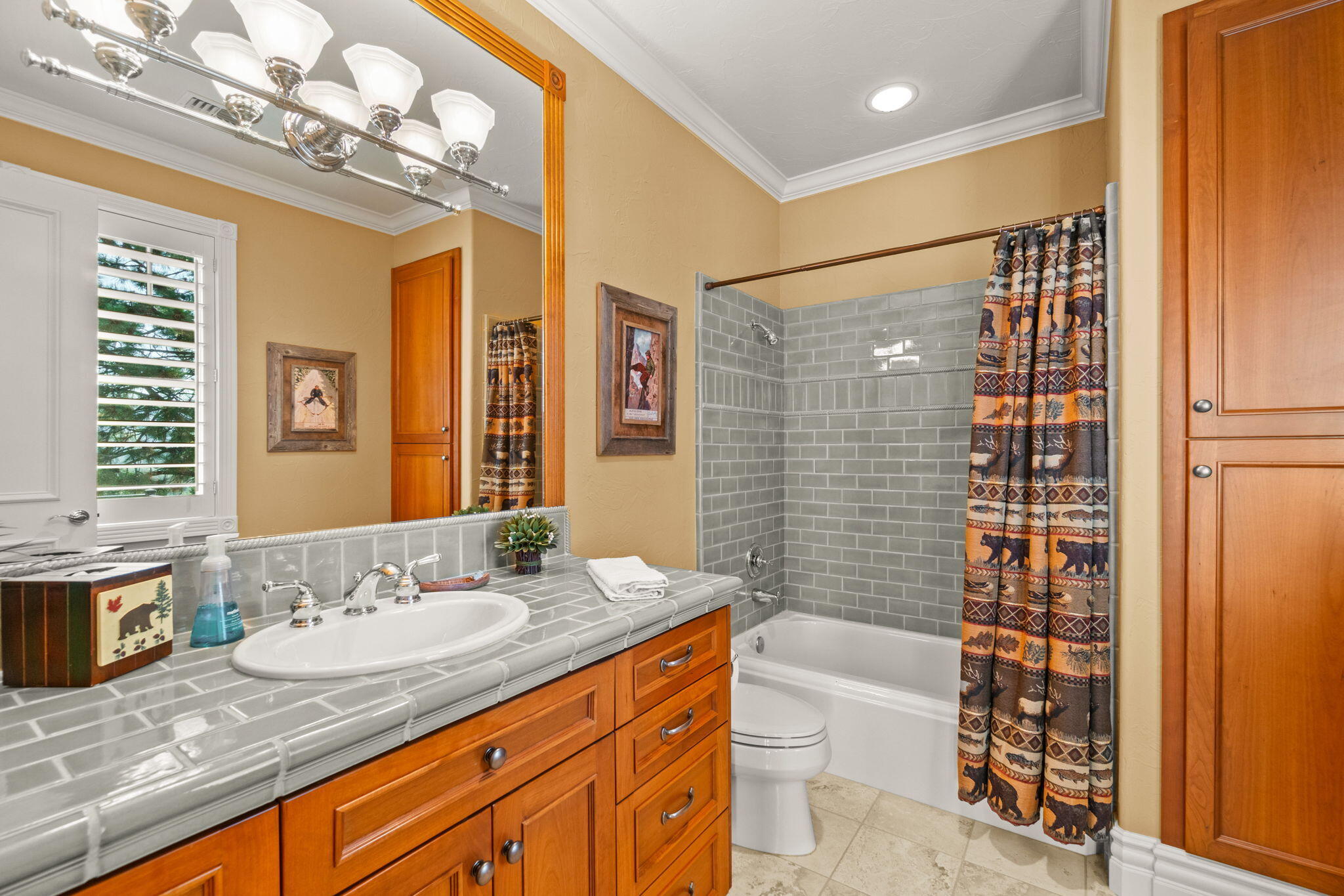 1748 NW Farewell Drive