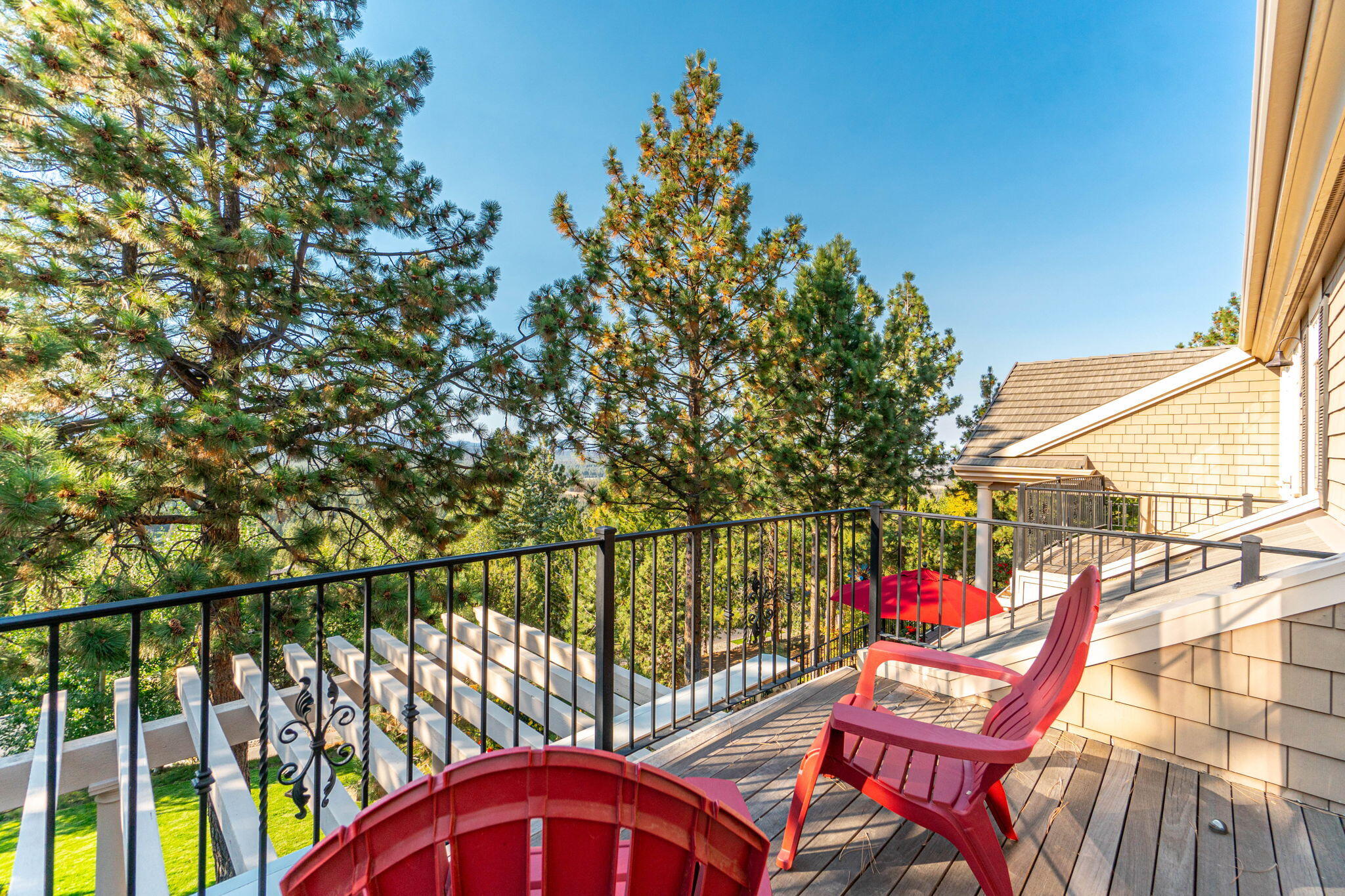 1748 NW Farewell Drive