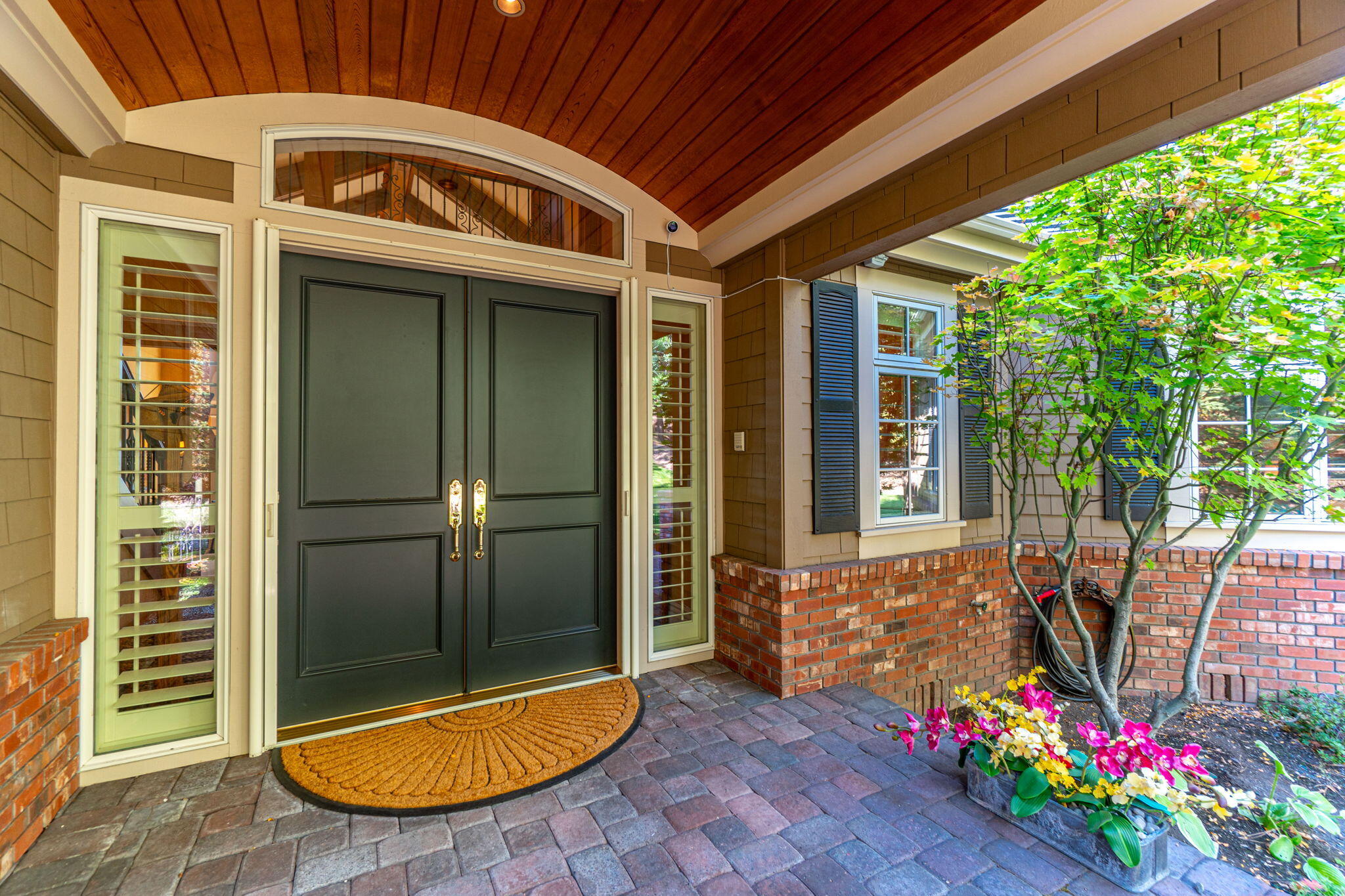 1748 NW Farewell Drive