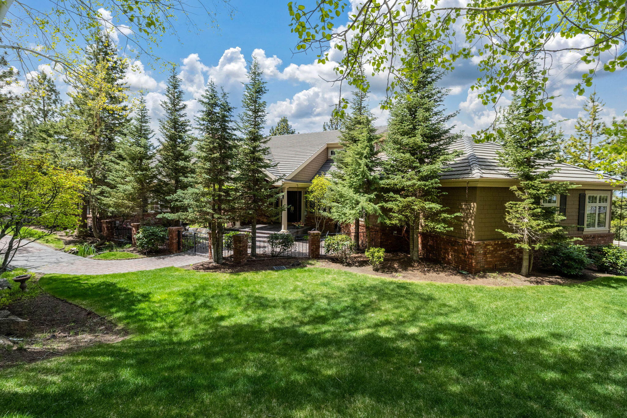 1748 NW Farewell Drive