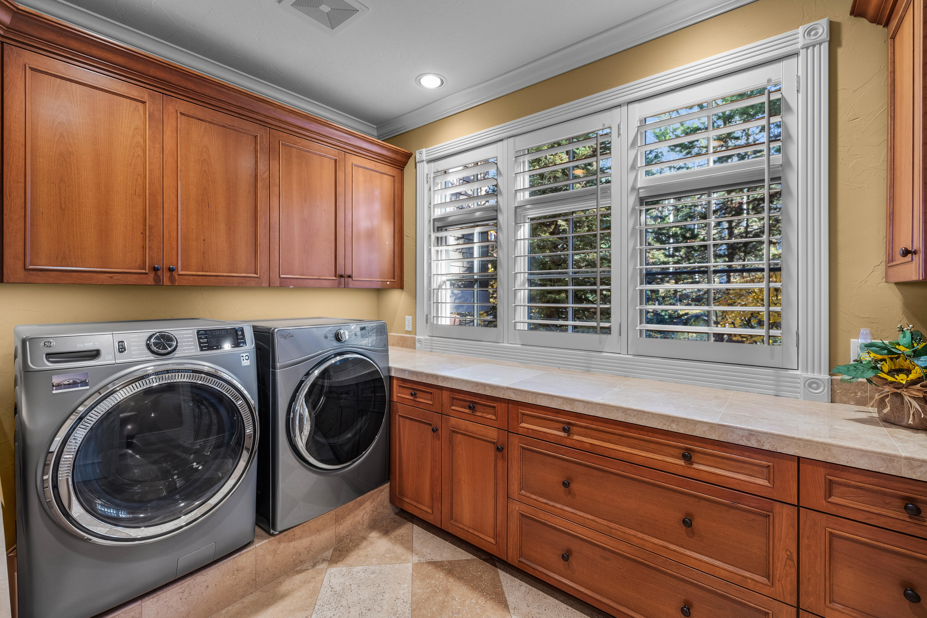 1748 NW Farewell Drive