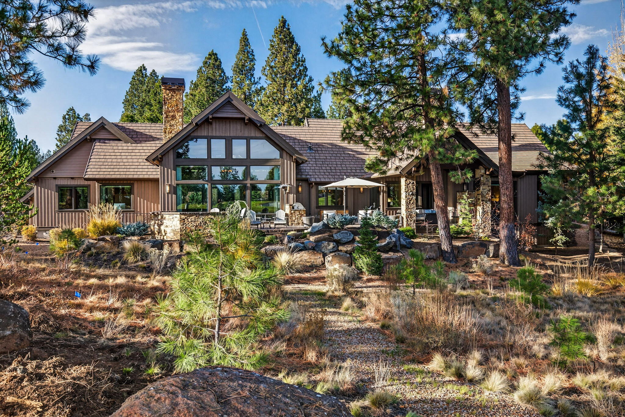 61644 Tam McArthur Loop