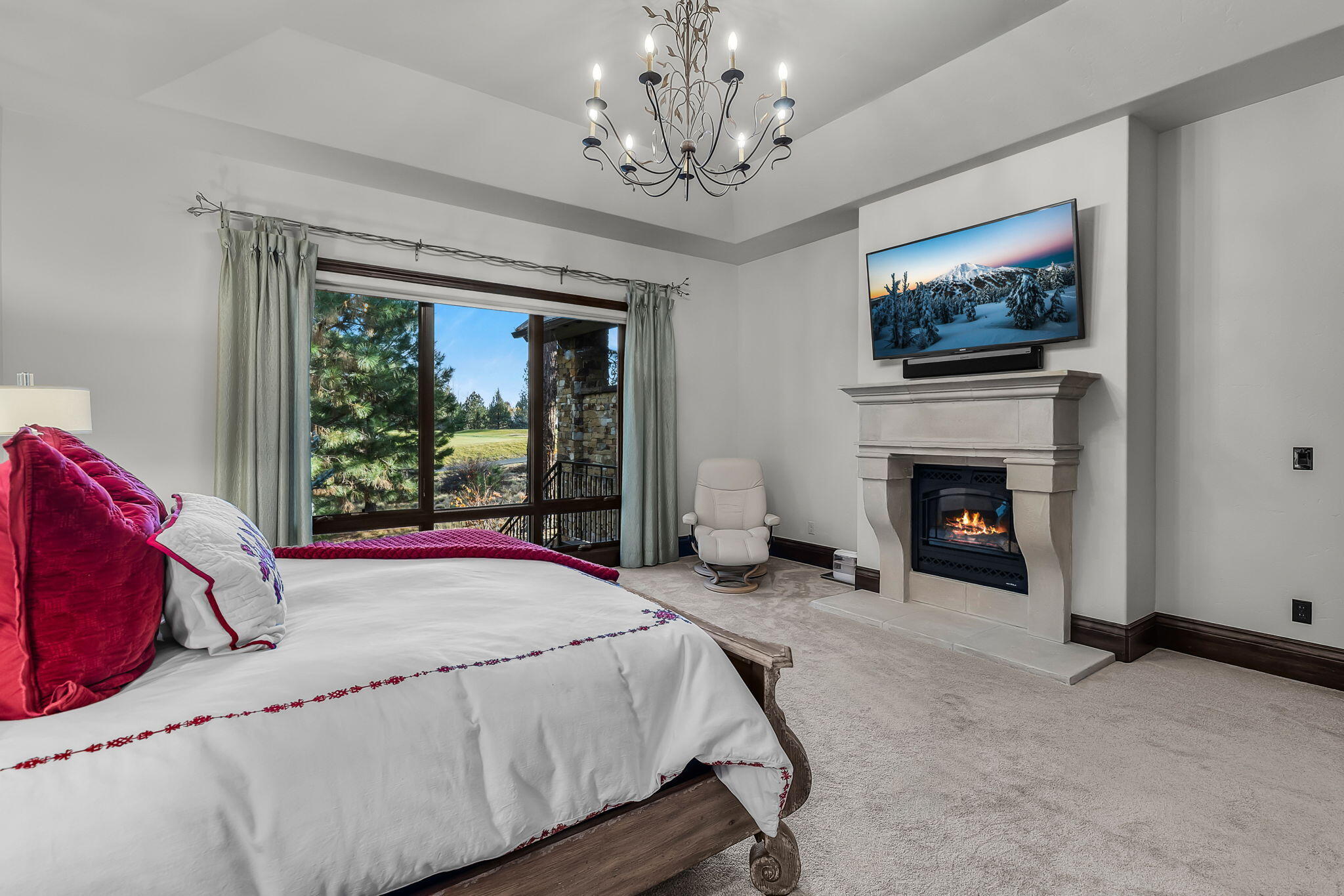 61644 Tam McArthur Loop