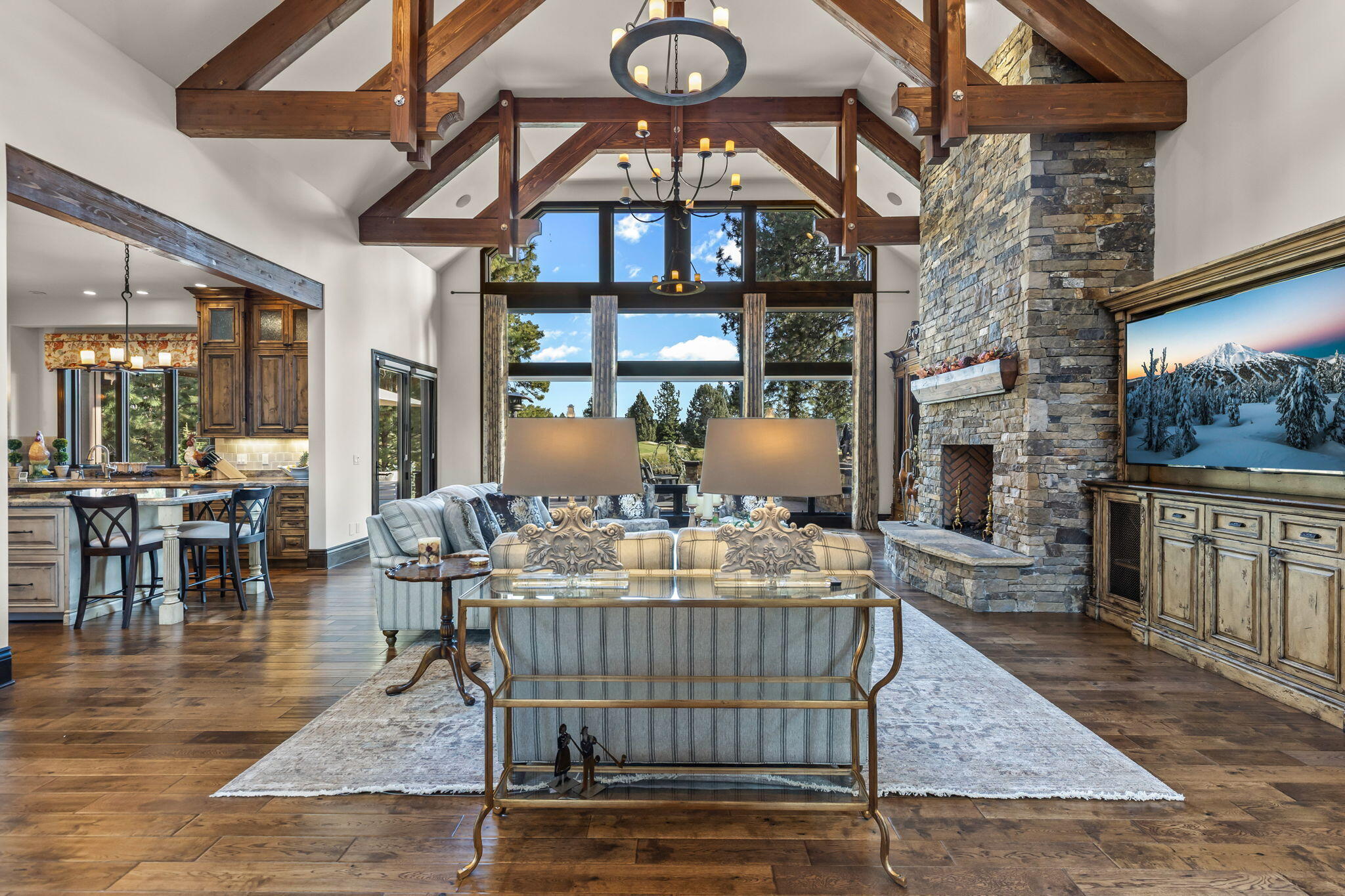 61644 Tam McArthur Loop