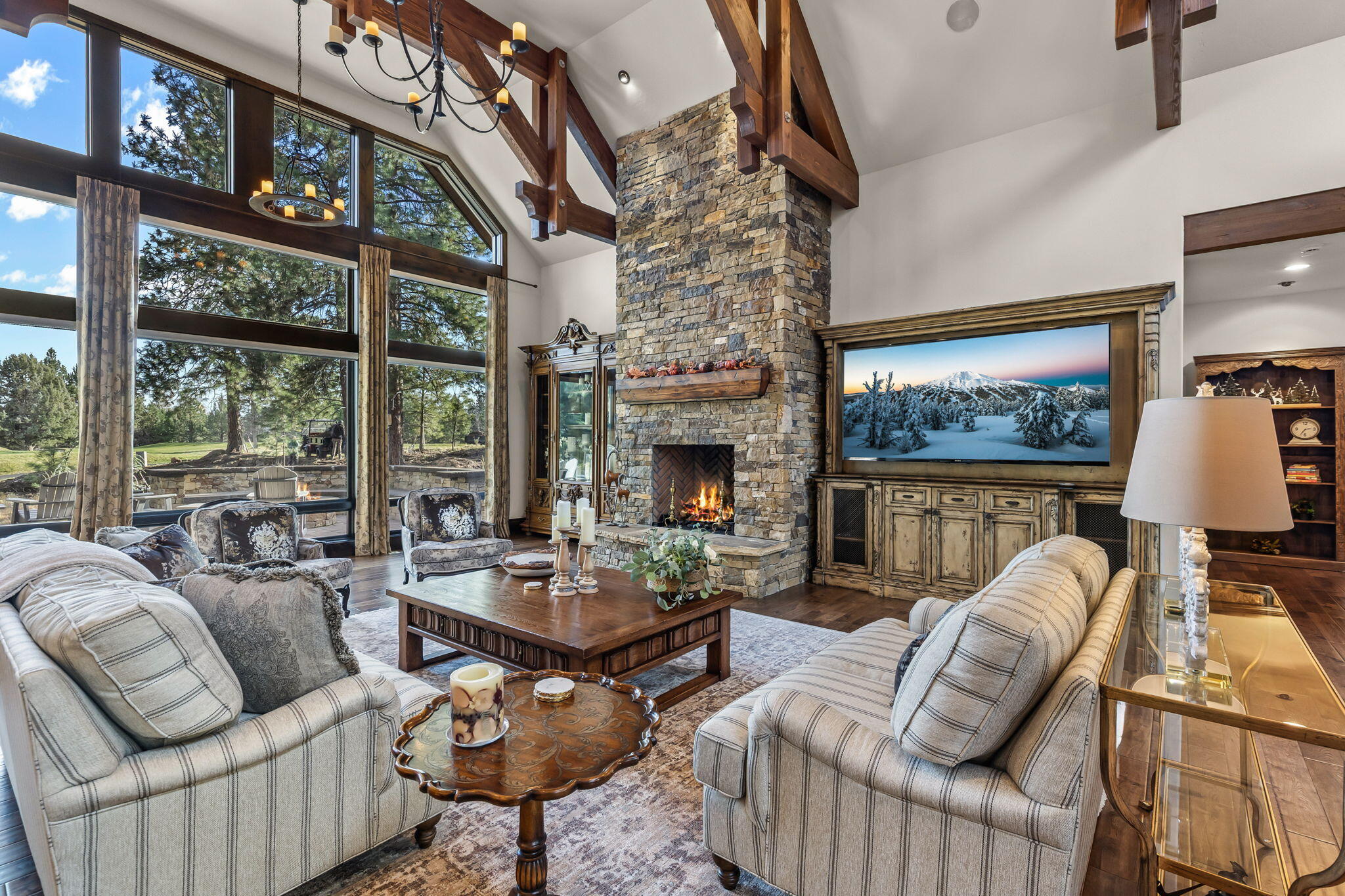 61644 Tam McArthur Loop