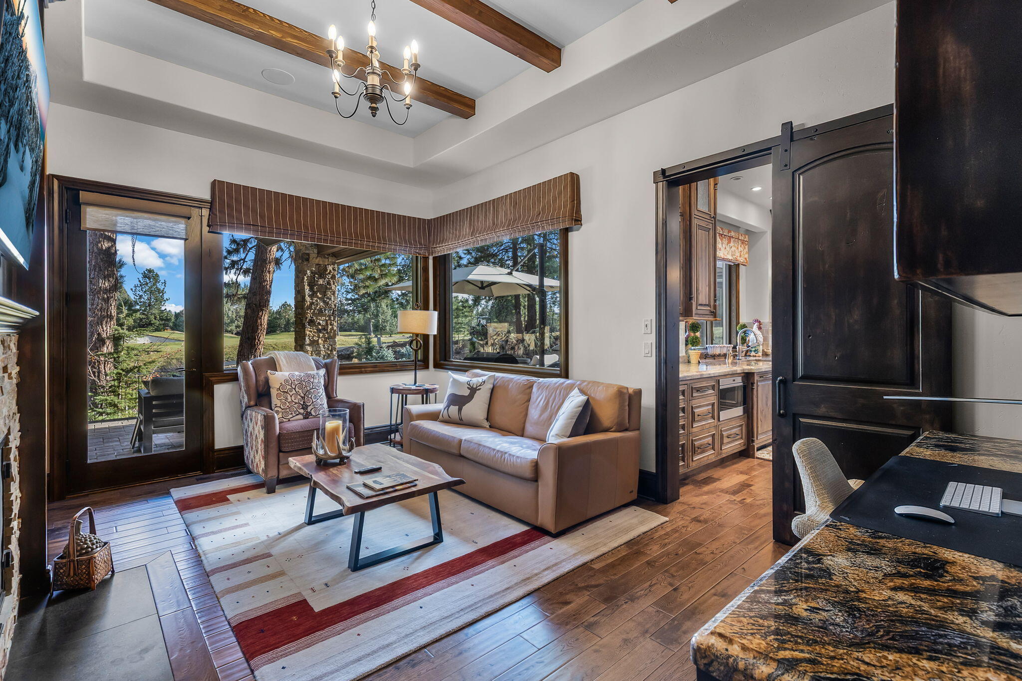 61644 Tam McArthur Loop