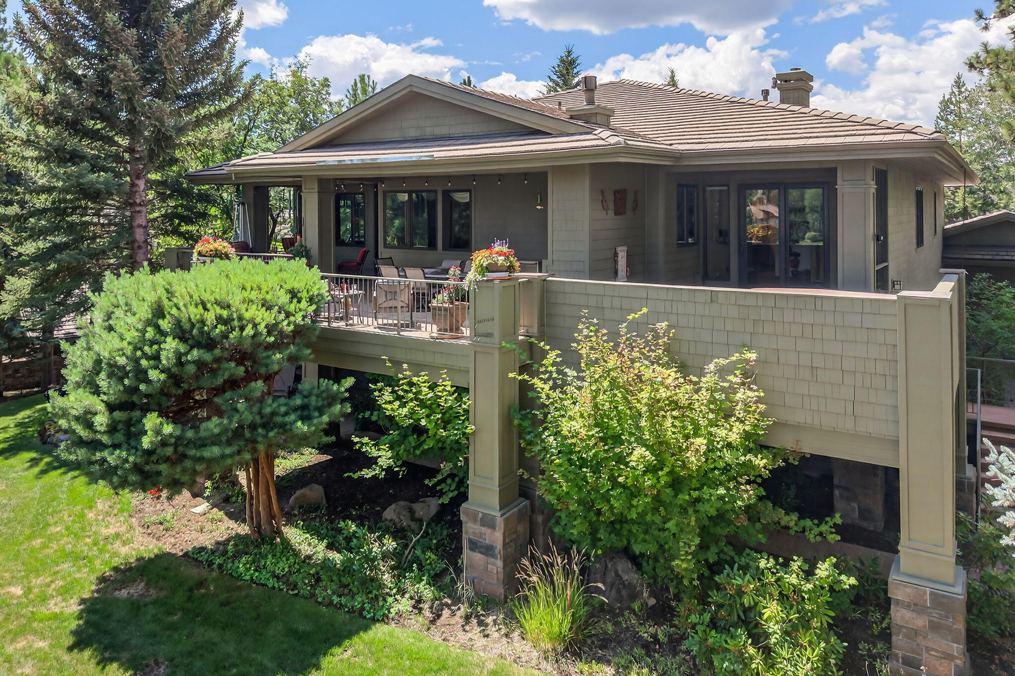 61712 Broken Top Drive