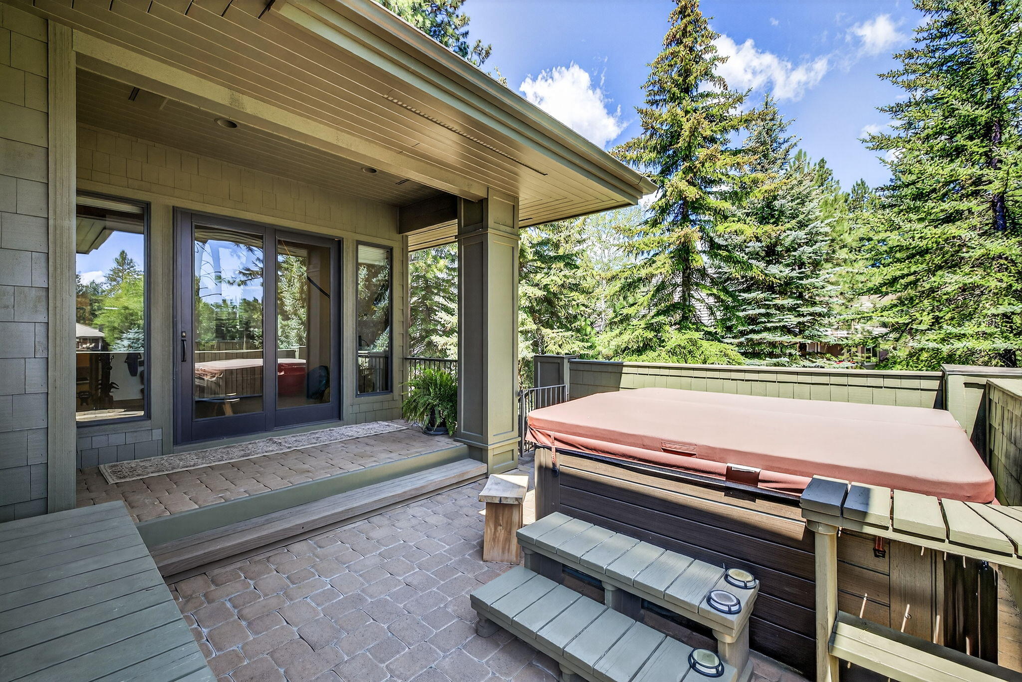 61712 Broken Top Drive