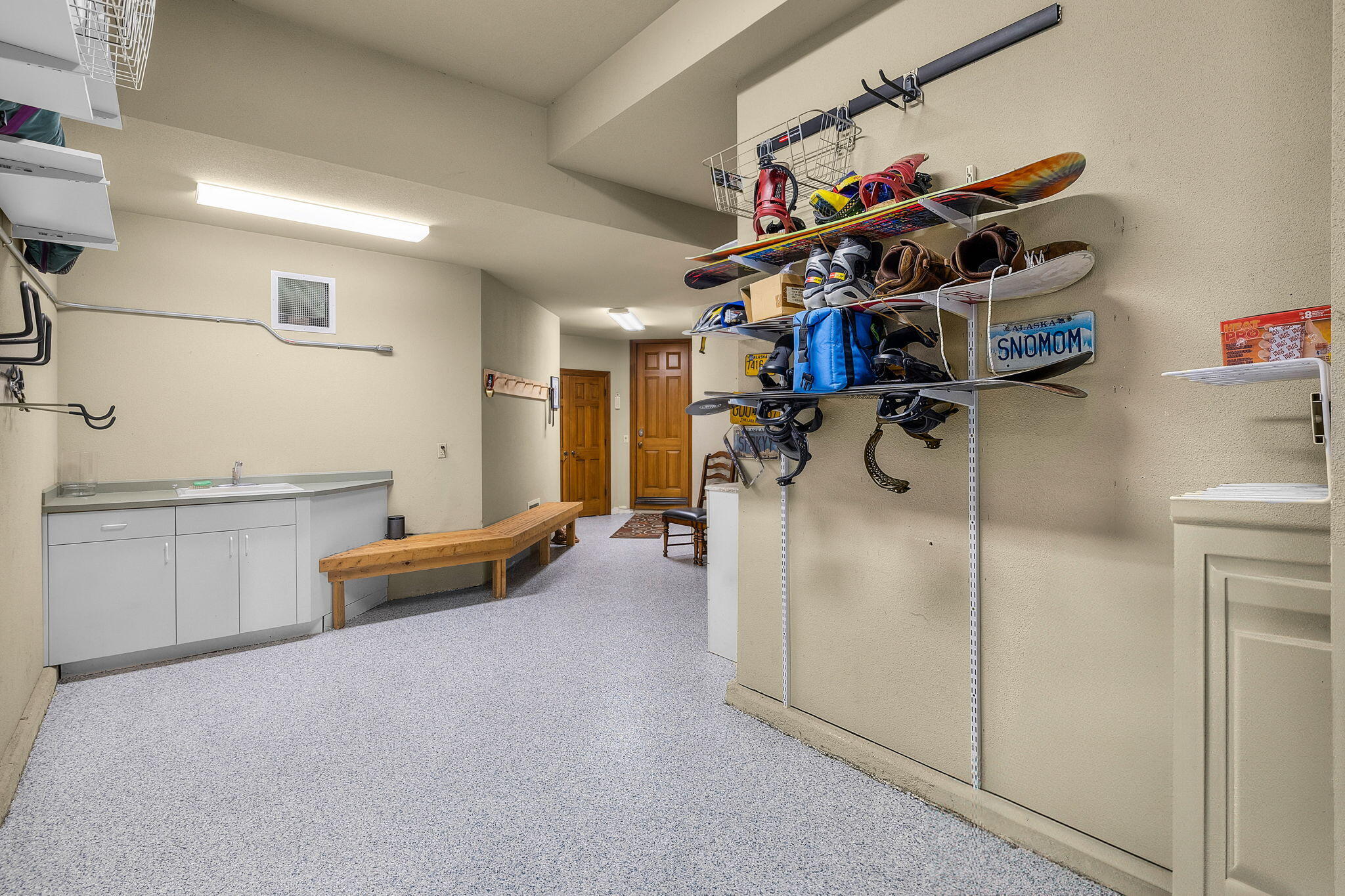 61712 Broken Top Drive